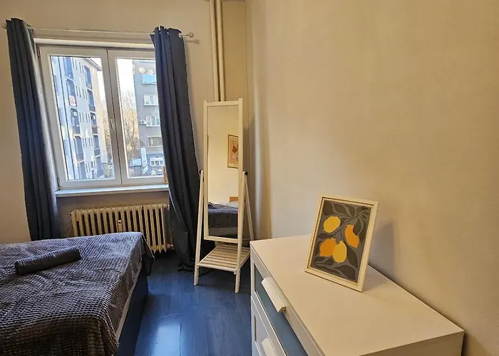 Center Park Apartment *