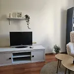 Center Park Apartment *